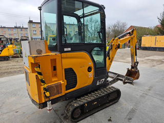 Bobcat E17 foto 3