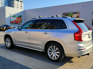 Volvo XC90 foto 2