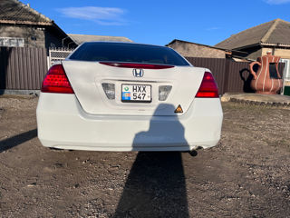 Honda Accord foto 2