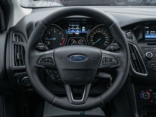 Ford Focus foto 11