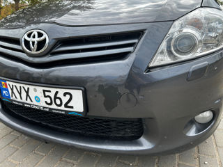 Toyota Auris фото 3