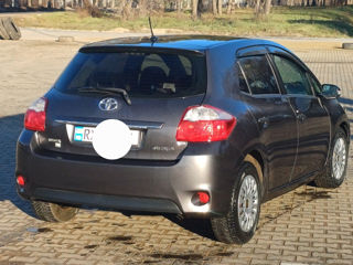 Toyota Auris foto 4