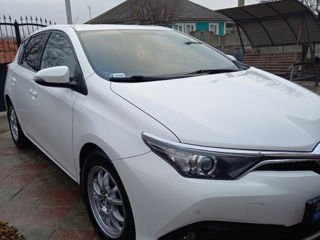 Toyota Auris foto 3