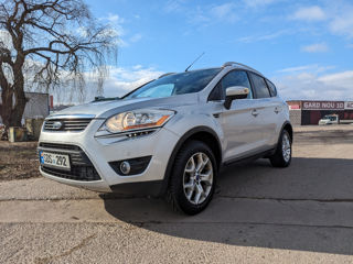 Ford Kuga foto 2