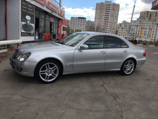 Mercedes E-Class foto 3