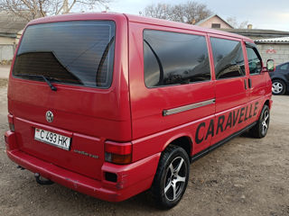 Volkswagen Caravelle foto 5