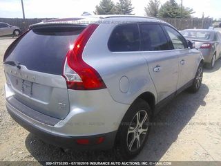 Volvo XC60 foto 1