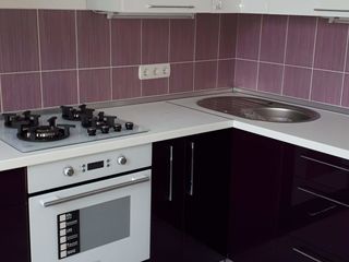 Apartament cu 2 camere, or. Străşeni foto 2