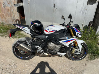 BMW S1000R