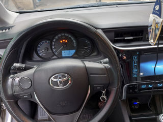 Toyota Auris foto 5