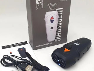 Ультразвуковой аккумуляторный отпугиватель собак с фонариком Ultrasonic Dog Repeller