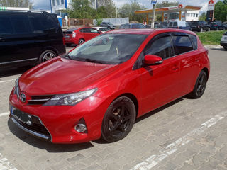 Toyota Auris foto 4