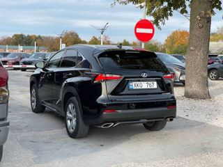 Lexus NX Series foto 3