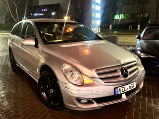 Mercedes R-Class