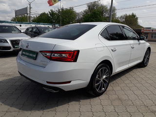 Skoda Superb foto 5