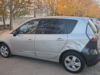 Renault Scenic foto 2