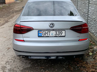 Volkswagen Passat foto 4