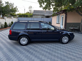 Volkswagen Golf foto 2