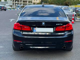 BMW 5 Series foto 6