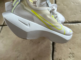 Nike vista lite lemon-venom.