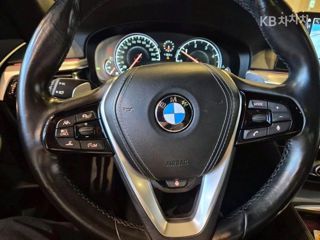 BMW 5 Series foto 15