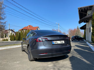 Tesla Model 3 foto 5