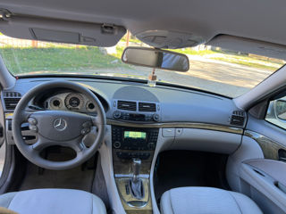 Mercedes E-Class foto 2