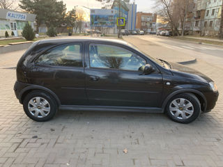 Opel Corsa foto 5