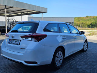 Toyota Auris foto 4