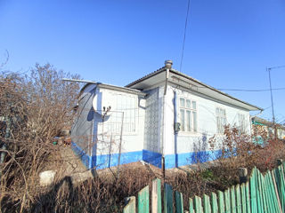 Продаётся дом (110 м2), на участке 15 соток с.Тырнова, Дондушень