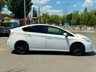 Toyota Prius foto 6