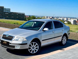 Skoda Octavia foto 2