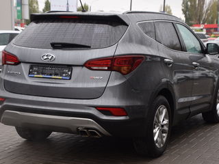 Hyundai Santa FE foto 3