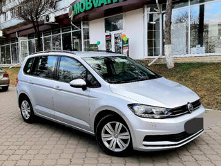 Volkswagen Touran foto 8