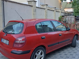 Nissan Almera foto 10