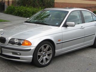 BMW 5 Series foto 7