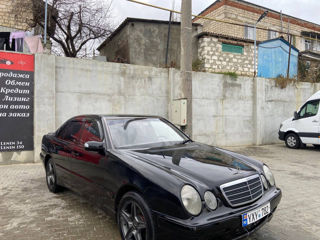 Mercedes E-Class