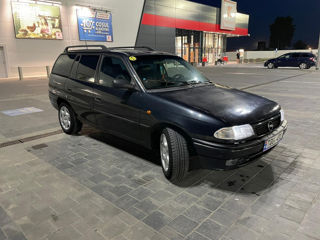 Opel Astra foto 4