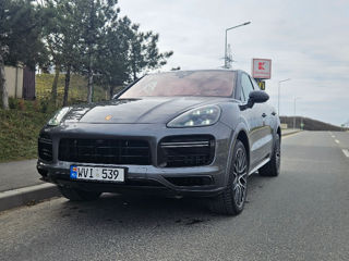 Porsche Cayenne Coupe foto 4