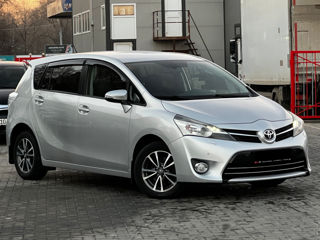 Toyota Verso foto 5