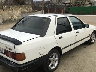 Ford Sierra foto 10