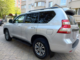 Toyota Land Cruiser Prado foto 5