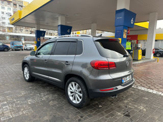 Volkswagen Tiguan foto 3