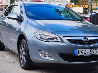 Opel Astra foto 1