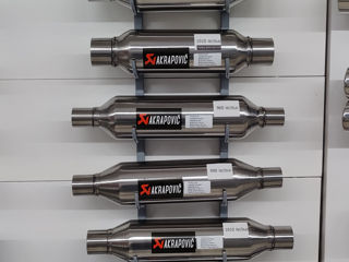 Насадки и стронгеры (резонатор) Akrapovic foto 6