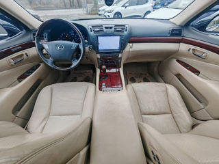 Lexus LS Series foto 5