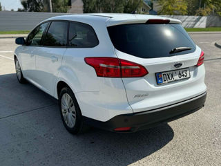 Ford Focus foto 6