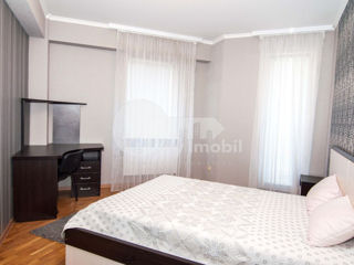 Apartament cu 3 camere, 100 m², Centru, Chișinău foto 5