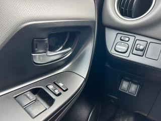 Toyota Yaris foto 16