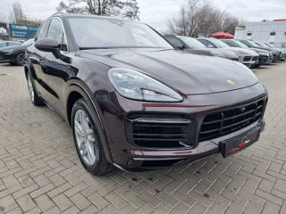 Porsche Cayenne foto 2